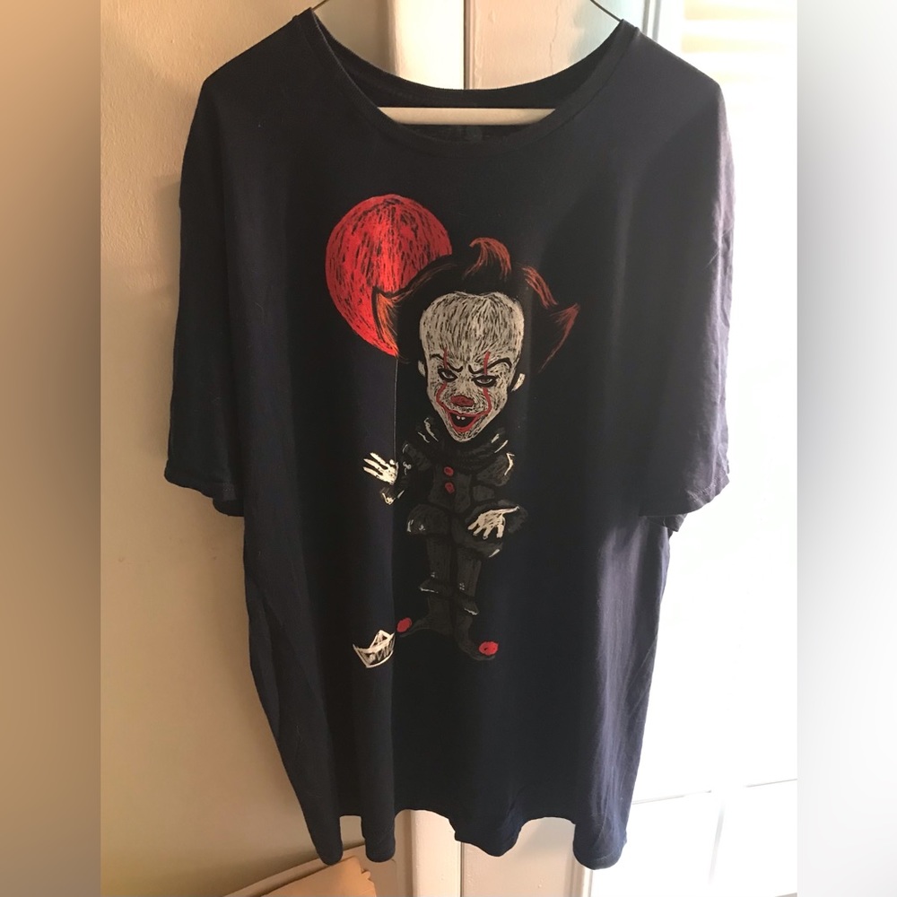 New Line Cinema Pennywise the Clown 2XL Men’s Tee